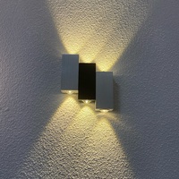 -6W Appliques murales d'intérieur Matériau en aluminium Forme d'escalier Applique murale à LED pour restaurants hôtels salons Veilleuse
