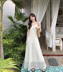 Robe longue en dentelle pour femme, style estival, haut <span class=keywords><strong>de</strong></span> gamme, broderie élégante, idéale pour les vacances à la plage - Product Image 1