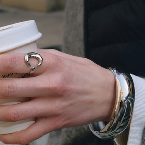 Anillos de Boda Minimalistas Redondos de Acero Inoxidable Chapado en Oro de 18K, Pulidos, Unisex, para Uso Diario - Product Image 4