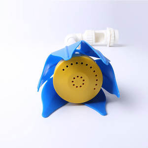 Arroseur de fontaine de <span class=keywords><strong>cascade</strong></span> en forme de Lotus Accessoires de <span class=keywords><strong>piscine</strong></span> en PVC réglables Spray - Product Image 5