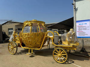 Chariot de chevaux antique élégant pour locations de fêtes à thème, calèche électrique romantique pour mariages et visites de châteaux - Product Image 6