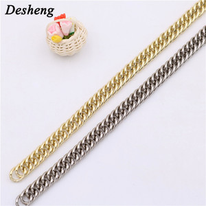 <span class=keywords><strong>Big</strong></span> Ring Kim Loại Túi Liên Kết Dây Đeo Vai Da Chó <span class=keywords><strong>Snap</strong></span> Móc Khóa Vintage Antique Brass Vòng Chuỗi Túi Chuỗi - Product Image 4