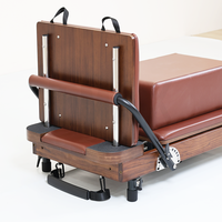 Roteichen-Holz Klappbarer Pilates Reformer Pilates-Maschine mit Walnuss-Finish Faltbares Pilates-Gerät Yoga-Bett für Zuhause und Studio