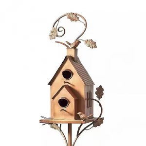 Mangeoire à oiseaux attrayante en forme de piquet de jardin, mangeoire exquise en métal avec tige, pour décorations de jardin et de maison - Product Image 5