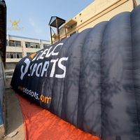 Tunnel de passage sportif gonflable géant professionnel avec logo personnalisé pour le terrain scolaire