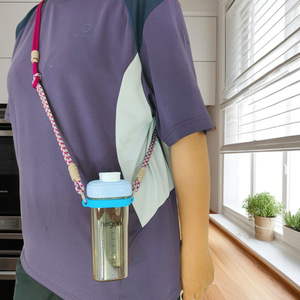 Accesorios Universales de Colores para Vasos, Correa de Transporte Cruzada para Botellas de Agua, Base de Silicona para Vasos (Vaso no Incluido) - Product Image 3