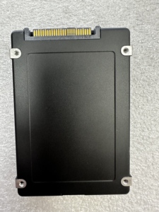 Unidad de Estado Sólido NVMe PM1735 P36975-002 MZ-XLR1T60 MZXL51T6HBJR-000H3 U.3 1.6TB 2.5 pulgadas PCIe 4.0 X 8 SSD NVMe - Product Image 2