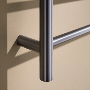 Porte-serviettes mural moderne en acier inoxydable avec barres porte-serviettes, finition chromée résistante à la rouille, pour hôtels et gîtes - Product Image 3