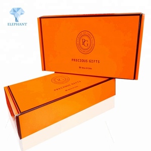 Caja de Vino de Papel Rígido de Lujo con Impresión en Color Rojo Anaranjado y Logotipo Personalizado - Product Image 2