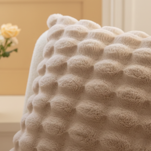 Fodere per Cuscini in Finta Pelliccia Testurizzata di Lusso 100% Poliestere Antirughe con Chiusura a Cerniera, Calde e Morbide per Divano e Letto Invernale - Product Image 2