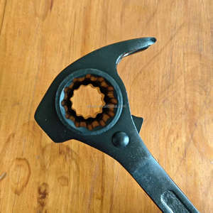 Clé à cliquet à tête de marteau à griffes de 24*30 mm, à queue pointue, forgée à froid - Product Image 2