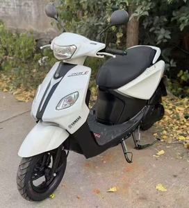 Scooter Yamaha1 Jog 125cc à refroidissement par air, 4 vitesses, haute fiabilité, pour la conduite quotidienne, possibilité de personnalisation - Product Image 4