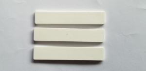 Etiqueta de ropa RFID resistente al calor UHF, etiqueta de ropa de silicona lavable Alien <span class=keywords><strong>H3</strong></span> para frecuencia de 860-960MHz - Product Image 4