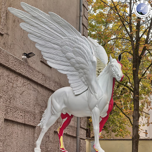 Escultura de Caballo Luminosa de Alta Calidad para Parques Temáticos, Fabricada en Fibra de Vidrio y Resina, para Exteriores - Product Image 3