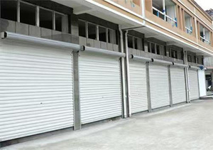 Fabriqué en Chine <span class=keywords><strong>prix</strong></span> <span class=keywords><strong>de</strong></span> gros portes <span class=keywords><strong>de</strong></span> <span class=keywords><strong>garage</strong></span> roulantes portes à volet automatique pour entrepôt d'usine - Product Image 2