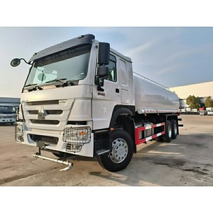 Sinotruk Howo 6x4 20 Cubic Meters <b>Water</b> Transport Tank Truck <b>Water</b> Tanker with Sprinkle - Product Image 1