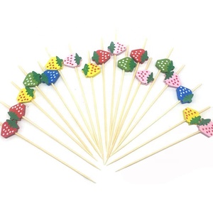 Brochettes à cocktail en bambou multicolores en forme de fraise, 4,72 pouces, paquet de 100 pièces, mignonnes, décoratives pour charcuterie, anniversaire, <span class=keywords><strong>sandwich</strong></span> - Product Image 1