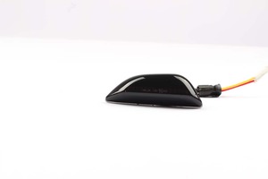 Luce Laterale LED Sequenziale Dinamica per Parafango per <span class=keywords><strong>Opel</strong></span> Vectra C (2002-2008)/<span class=keywords><strong>Opel</strong></span> <span class=keywords><strong>Signum</strong></span> (2003-2008) - Product Image 2