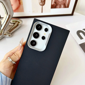 Custodia Morbida Posteriore in TPU Effetto Pelle Opaca di Lusso per <span class=keywords><strong>Xiaomi</strong></span> Redmi Note 14 4G, 14 Pro+ 5G, 14C, 13C, 12C, Note 13, 12, 11 Pro - Product Image 4