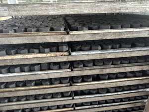 Briquetas de Carbón de Cáscara de Coco de Alta Densidad para Parrilla, Larga Duración, Sin Humo, Bajo Contenido de Ceniza, Carbón Premium de Vietnam - Product Image 3