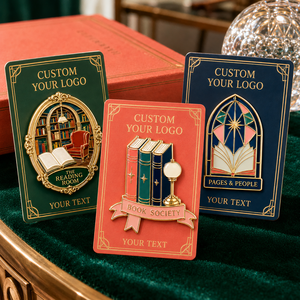 Juego de pines de solapa de metal esmaltado rígido personalizados con diseño Art Deco de club de lectura, libros de biblioteca y lámpara, OEM - Product Image 2