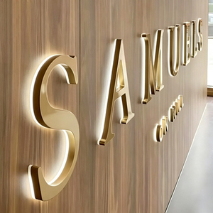 Signalétique LED rétroéclairée en métal sur mesure avec température de couleur réglable et effet de lumière de fond, idéale pour les bureaux. - Product Image 3