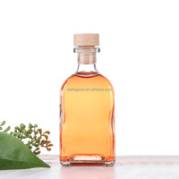 Hete Verkoop 100Ml 250Ml 300Ml 500Ml Vierkante Lege Wodka Whisky Likeur Fruit Wijn Glazen Fles Met Houten Kurk