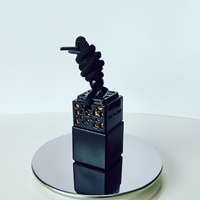 Bouteille de diffuseur de voiture noir mat en forme de cube, capacité de 6ml + style de pendentif de lanière + couvercles en bois multiples