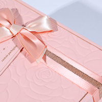 Boîte cadeau rigide rose personnalisée avec ruban, emballage cosmétique de luxe pour pots de crème de soin, impression de logo personnalisée