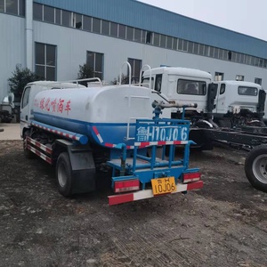 Camión Cisterna <span class=keywords><strong>de</strong></span> <span class=keywords><strong>Agua</strong></span> Dongfeng Dolica <span class=keywords><strong>de</strong></span> 5m³ <span class=keywords><strong>de</strong></span> <span class=keywords><strong>Segunda</strong></span> <span class=keywords><strong>Mano</strong></span>, Camión Cisterna Verde Usado para Riego <span class=keywords><strong>de</strong></span> Carreteras - Product Image 5