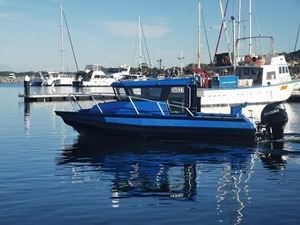 <span class=keywords><strong>Bateau</strong></span> de plaisance de luxe en aluminium Gospel Boat 7,5 m (25 pieds) rapide, économique et facile à manier, type Walk Around, pour la <span class=keywords><strong>pêche</strong></span>, la croisière et les excursions. - Product Image 2