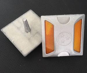 Дорожный маркер для безопасности движения, светоотражающий дорожный колпачок, прямые поставки с завода - Product Image 4