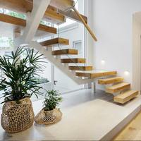 Conception préfabriquée en usine Intérieur Mono Stringer Escalier Appartement Escalier Bande de roulement Riser Bois Massif U L Forme Escalier