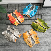 Personnalisation d'usine, personnalisation de logo, OEM, ODM. Nouvelles pantoufles en forme de poisson pour hommes, amusantes, créatives, antidérapantes, à la mode, poisson salé.