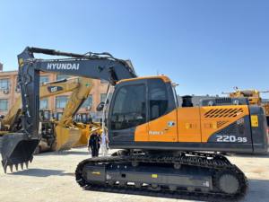 99% nouveau modèle lourd d'excavatrice Hyundai HX220S 2023 de 5 tonnes avec composants d'origine de moteur - Product Image 6