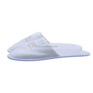 Pantoufles d'hôtel jetables en <span class=keywords><strong>velours</strong></span> blanc avec Logo cosmtomisé <span class=keywords><strong>chinois</strong></span> brodé pour hommes - Product Image 3