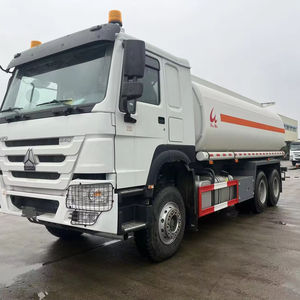 <span class=keywords><strong>Camion</strong></span> arroseur - Product Image 1