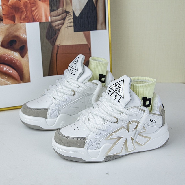 Men's High-End Skateboarding Shoes Unique American Style with Thick-Sole Stylish and Trendy National Trend Brand Bread