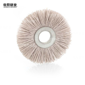 Rouleau de <span class=keywords><strong>brosse</strong></span> en acier pour ponceuse <span class=keywords><strong>Brosse</strong></span> <span class=keywords><strong>métallique</strong></span> <span class=keywords><strong>à</strong></span> tambour <span class=keywords><strong>Brosse</strong></span> de nettoyage <span class=keywords><strong>à</strong></span> tête en mousse torsadée durable - Product Image 4
