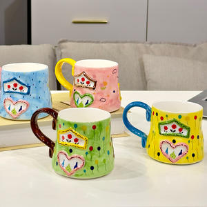 Taza de Cerámica con Diseño de Amor de Dibujos Animados, Creativa, para Parejas, de Alta Calidad, Linda, Apta para Microondas, Resistente a Altas Temperaturas, para Uso en Cafeterías - Product Image 1