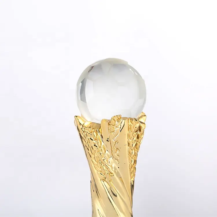 MH-J177โลโก้ที่กำหนดเองฟุตบอล Optical Glass ข้าวสาลีถ้วยรางวัลเรซินถ้วยรางวัลถ้วยรางวัลคริสตัล