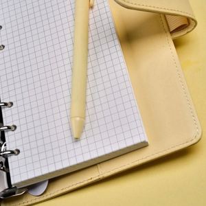 Libreta de Cuero PU con Anillas, Diseño de Hojas Sueltas A5/A6, Personalizable, con 6 Anillas, Diseño de Páginas Divididas, 60 Páginas, Tendencia Creativa - Product Image 5