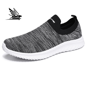 2023, <span class=keywords><strong>zapatillas</strong></span> económicas de lona alta para correr para mujer, forro de malla Flexible para la temporada de primavera e Invierno - Product Image 1