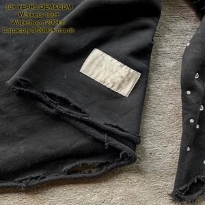 เสื้อยืดสตรีทแวร์ผู้ชายทรงหลวมแขนยาวสองชั้นปักลายตัวอักษรผ้าฝ้าย 100% - Product Image 2