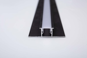 Profilé LED en aluminium décoratif pour murs intérieurs, moulures de plafond et corniches avec éclairage - Product Image 3