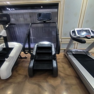 Máy chạy bộ và máy tập thể dục thương mại tự vận hành, tích hợp chức năng, tăng tốc độ và sức bền, đạt chứng nhận CE, bán trực tiếp từ nhà máy - Product Image 3