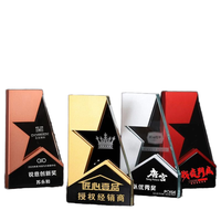 Trophée étoile en métal argenté personnalisé Nouveau design Récompenses en alliage de zinc avec élément en verre cristal gravé avec logo