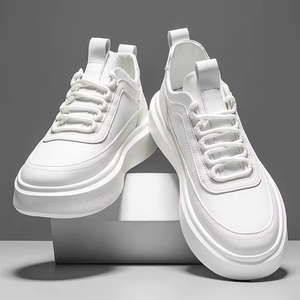 Chaussures décontractées blanches tendance pour hommes, respirantes, antidérapantes, en PU de haute qualité, pour le printemps, l'automne et l'hiver - Product Image 1