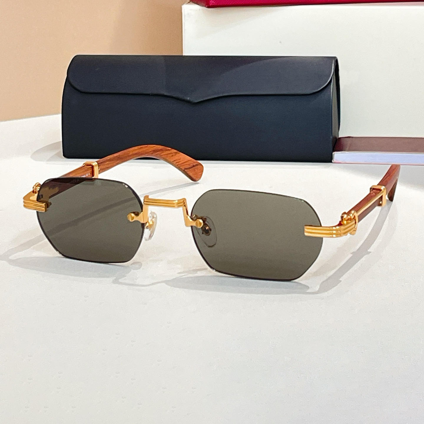 กรอบลายไม้สีทอง เขียว เทา