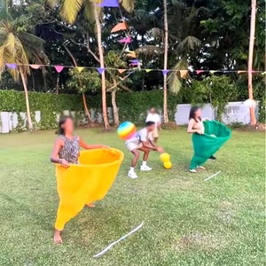 <span class=keywords><strong>Jeu</strong></span> géant de lancer de culottes <span class=keywords><strong>en</strong></span> plastique avec 2 balles rebondissantes et pompe à air - 80x120cm - <span class=keywords><strong>Jeu</strong></span> de fête familial <span class=keywords><strong>en</strong></span> <span class=keywords><strong>extérieur</strong></span> - Product Image 4